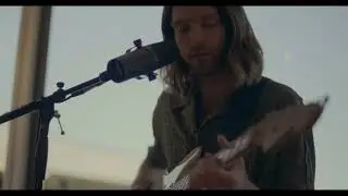 Elmar - Beneath My Skin (Live at the Beach House)