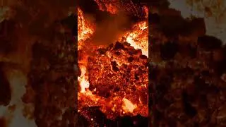 Etna- il flusso lavico attivo in Valle del Bove #etna #volcano #shortvideo #nature #viralvideo #new