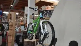 Стенд Kona на Евробайк 2011+ Карим Амур на Стинкаре