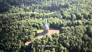 Hermannsdenkmal in Hiddesen im Teuteburger Wald bei Detmold im Bundesland Nordrhein-Westfalen
