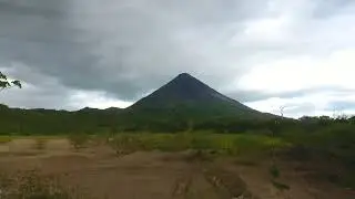 TOURS CAMINATA PARQUE ARENAL  CON VISTA A EL LAGO CAMINANDO A LA AVENTURA COSTA RICA 86250476