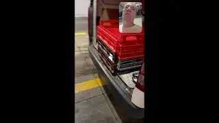 Just a cheap ass shopping wing 🪽 