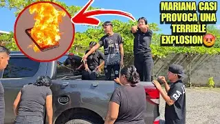 Dios Mio Por Culpa De Mariana Casi EXPL0TA El Telefono De Mary En El Carro, Esto Esta Que Arde😱