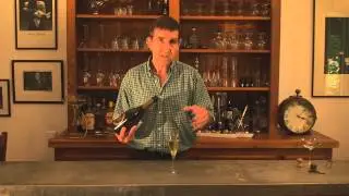 How To Pour Champagne