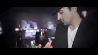 Novallo - Sideways Bird (Official Video)