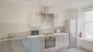 52 2F1 ROSEANGLE DUNDEE DD14NB   Grant Property  - Buy to Let Investments