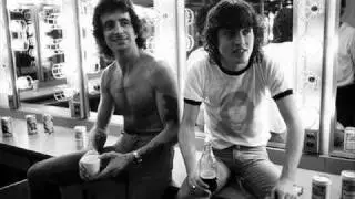 Sailin with the Captain- a tribute to Bon Scott and AC/DC