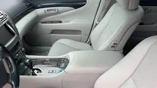 2007 Lexus LS 460 Comfort Package w/ Navigation System Sedan
