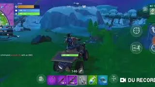 Fortnite-gameplay console vs mobile