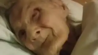 An Old British Woman Declared Shahada Just Before Her Death