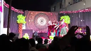 मैं तो रास्ते से जा रहा था भेलपुरी खा रहा था लड़की घुमा रहा था तुझको मिर्ची लगी तो मैंक्या करूं