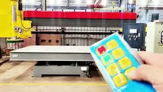 Bridge Saw With 360 Rotary Table #bridgesaw #bridgecuttingmachine #stonemachine #stonebridgesaw