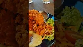 SHARING PLANET, ЦЕНТР ГОРОДА JALAN BAN HOCK, КУЧИНГ #bigtonlife #food #shorts