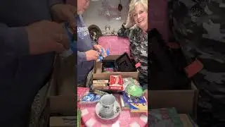 how to take a goodwill cross and make a beautiful wall hanging with woodubend and paint