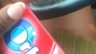 Nigerian Lady Cries Out After She Bought Orbit Gum From Streets Hawkers In Traffic