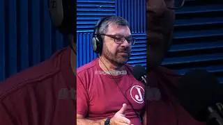 A VERDADE sobre a MANS&Atilde;O ABANDONADA onde HEBE MOROU | Marcello Camargo
