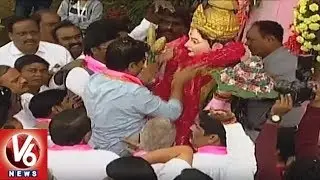 KTR Arrives Telangana Bhavan, To Take Charge As TRS Party Working President | V6 News