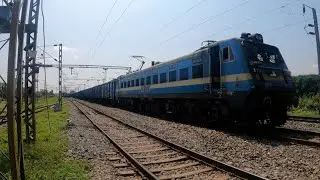 Beautiful WAG 7 Locomotive | Maal Gaadi Freight Train Passing | Indian Railways