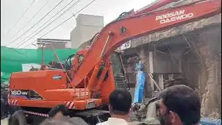 Demolition of shops in Chhapar Bazaar Chakwal