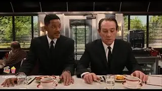 Men in Black - Agent J and K back to the future ; Will Smith and Tommy Lee Jones