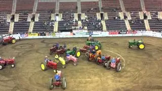 2015 Pa Farm Show Tractor Square Dancing Star
