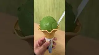 Matcha ice cream in Kyoto 🇯🇵 #kyoto #matcha #foodie #japanfoodie #japantravel #vlogger #shorts
