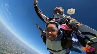 Salto de Paraquedas da Lorena de 10 anos na Let's Fly Paraquedismo #criança #letsfly #paraquedas
