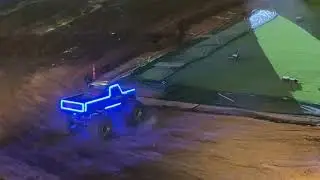 V8 Bomber VS Bigfoot