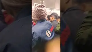 amazing view in delhi metro 🚇 #youtubeshorts #delhimetro