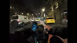 Delivery work with Snowing