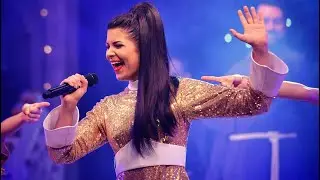 Eleanor Sandars Live Singing Reel