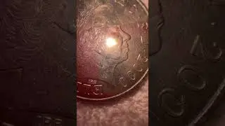 Rare 2000 British Queen mother Five Pound Coin Kindly subscribe to the channel thanks for watching.