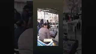 бародари азизи мо сарояндаи хушовоз Исмоили Шарифзод моро дар ётуб дасгири кнен иншалох