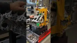That's how they build a V8 engine at #amg #merecedes #youtube #g63amg