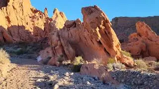 Pinnacles Trail in VoF
