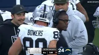 BROCK BOWERS INSANE ONE HANDED CATCH VS CHARGERS