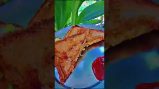 Simple, quick & oh so yummyyy 😋 #breadsandwich #homemadesandwich #quicksnack #tastytreat #easyrecipe