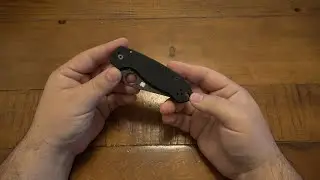 Spyderco Compression Lock Knives...5 Ways To Open Them & 3 Ways To Close Them...