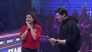 Family Feud: Kara David, wagi ang team sa fast money round ng Family Feud!