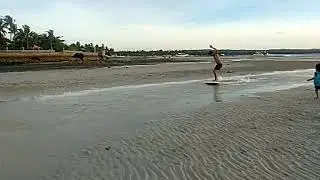 Flatsand Skimboarding