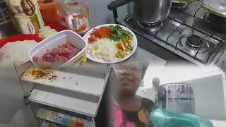 Dia super produtivo: Restaurei o armário e fiz um Almoço caprichado 
