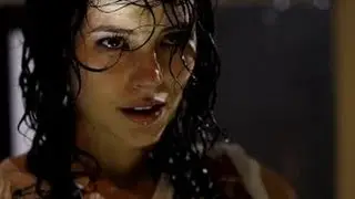 Paolla Oliveira - Prayer in C (instrumental only)