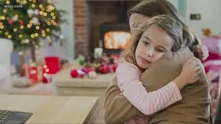 Mom Minute Monday: How to teach kids gratitude during a difficult time