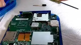 como desarmar o desmontar una nintendo 2ds