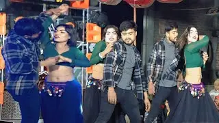  इश्क़ चुनरिया... dj dancer #viralgirl #neapliरूठे तो रूठेयह सारा ज़मानाइश्क़ चुनरिया ओढ़के दिल में आना
