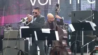 Tim Fitzgerald Playing Wes Montgomery @ Chicago Jazz Fest 2017 &ldquo;Jingles&rdquo;