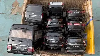 Lets find a box full of Black model cars,Toyota,Honda,Lexus,mecedes,Audi,volkswegon,Chevrolet,Ram,