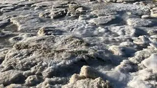 Eisschollen der Nordsee / Elbe