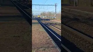 Lose hld 77 in schulen #train #class720 #trainspotting #nmbssncb #railway #automobile