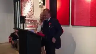 Remise m&eacute;daille de Commandeur de l&rsquo;Ordre du M&eacute;rite Agricole &agrave; Vera Baudey chez NAG